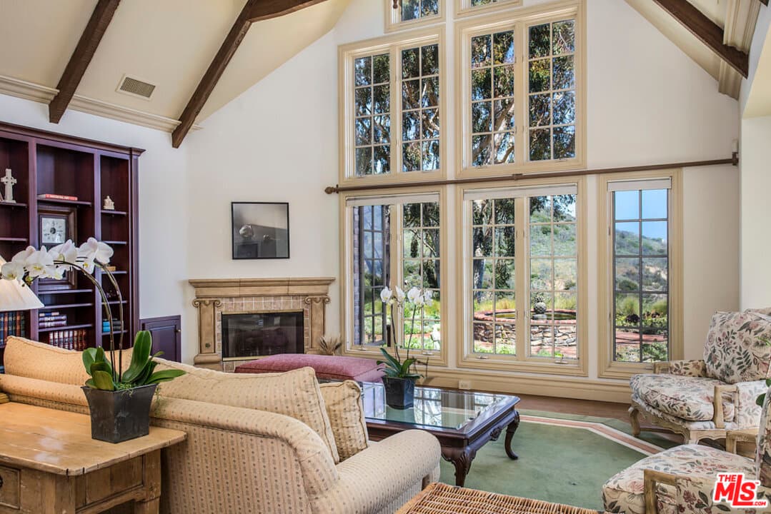 20990 Las Flores Mesa Dr, Malibu, CA 90265, photo 16