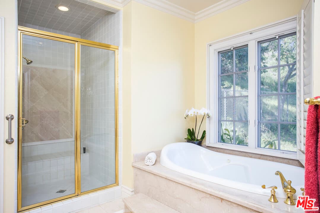 20990 Las Flores Mesa Dr, Malibu, CA 90265, photo 33