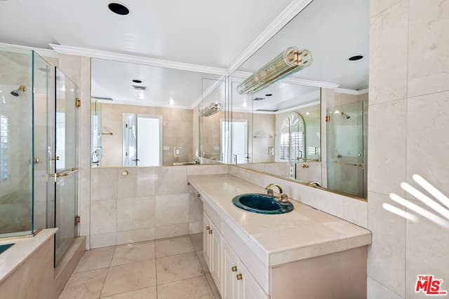 2201 Parnell Ave, Los Angeles, CA 90064, photo 21