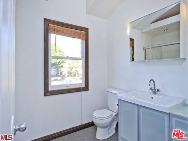 2201 Parnell Ave, Los Angeles, CA 90064, photo 44