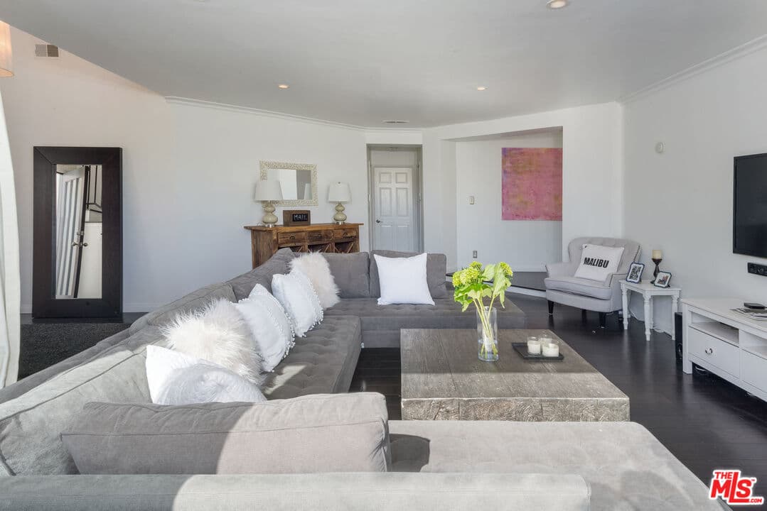 23425 W Moon Shadows Dr, Malibu, CA 90265, photo 7