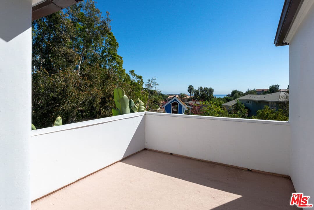 23425 W Moon Shadows Dr, Malibu, CA 90265, photo 23
