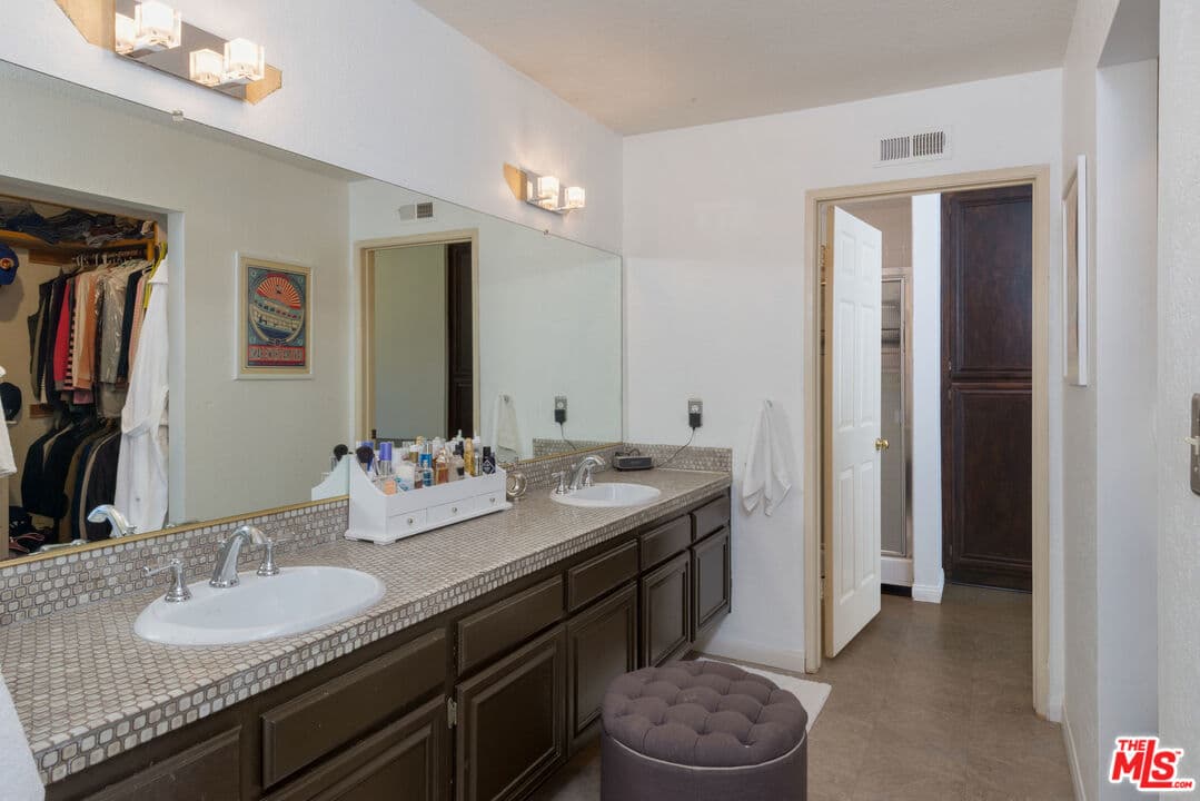 23425 W Moon Shadows Dr, Malibu, CA 90265, photo 24