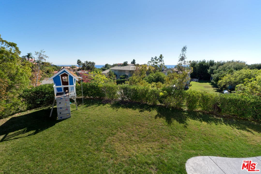23425 W Moon Shadows Dr, Malibu, CA 90265, photo 34