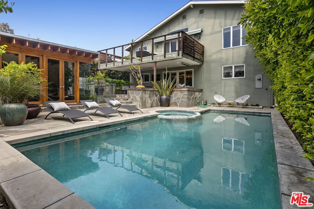 318 Amalfi Dr, Santa Monica, CA 90402, photo 17