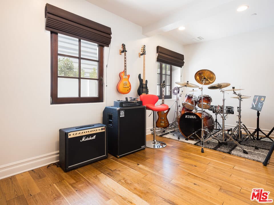 335 24th St, Santa Monica, CA 90402, photo 13