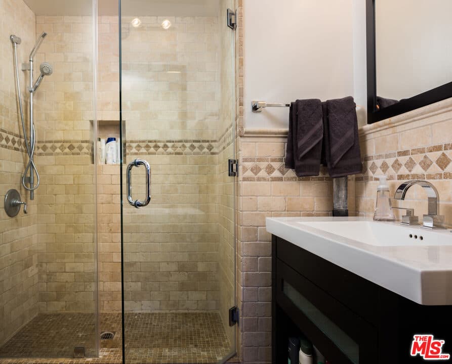 335 24th St, Santa Monica, CA 90402, photo 17