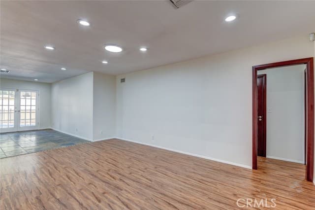 4929 Serrania Ave, Woodland Hills, CA 91364, photo 6