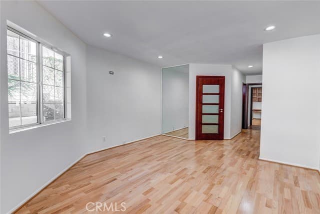 4929 Serrania Ave, Woodland Hills, CA 91364, photo 40