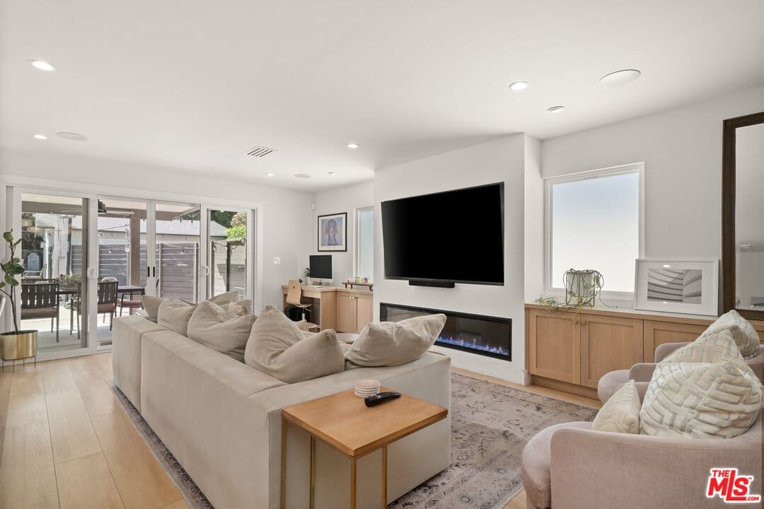 5405 Cedros Ave, Sherman Oaks, CA 91411, photo 17