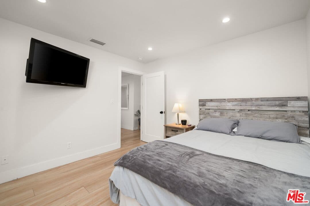 5405 Cedros Ave, Sherman Oaks, CA 91411, photo 39