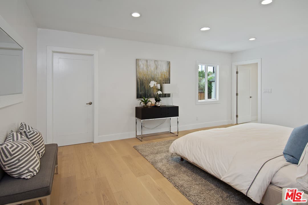 5542 Morella Ave, Valley Village, CA 91607, photo 19