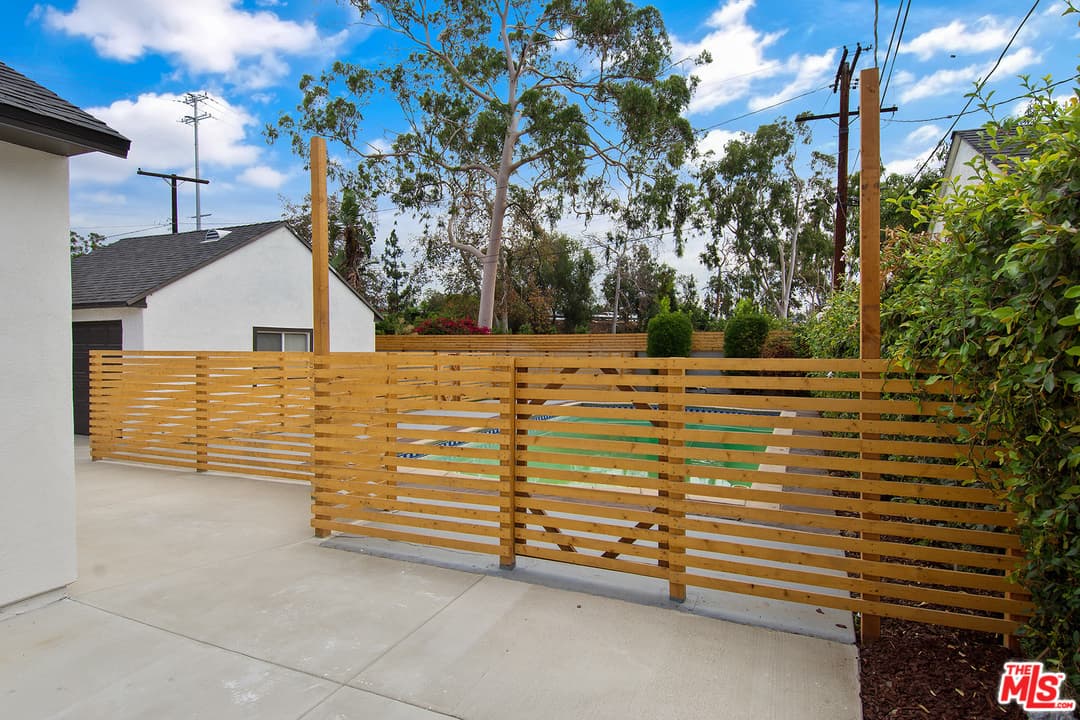 5542 Morella Ave, Valley Village, CA 91607, photo 26