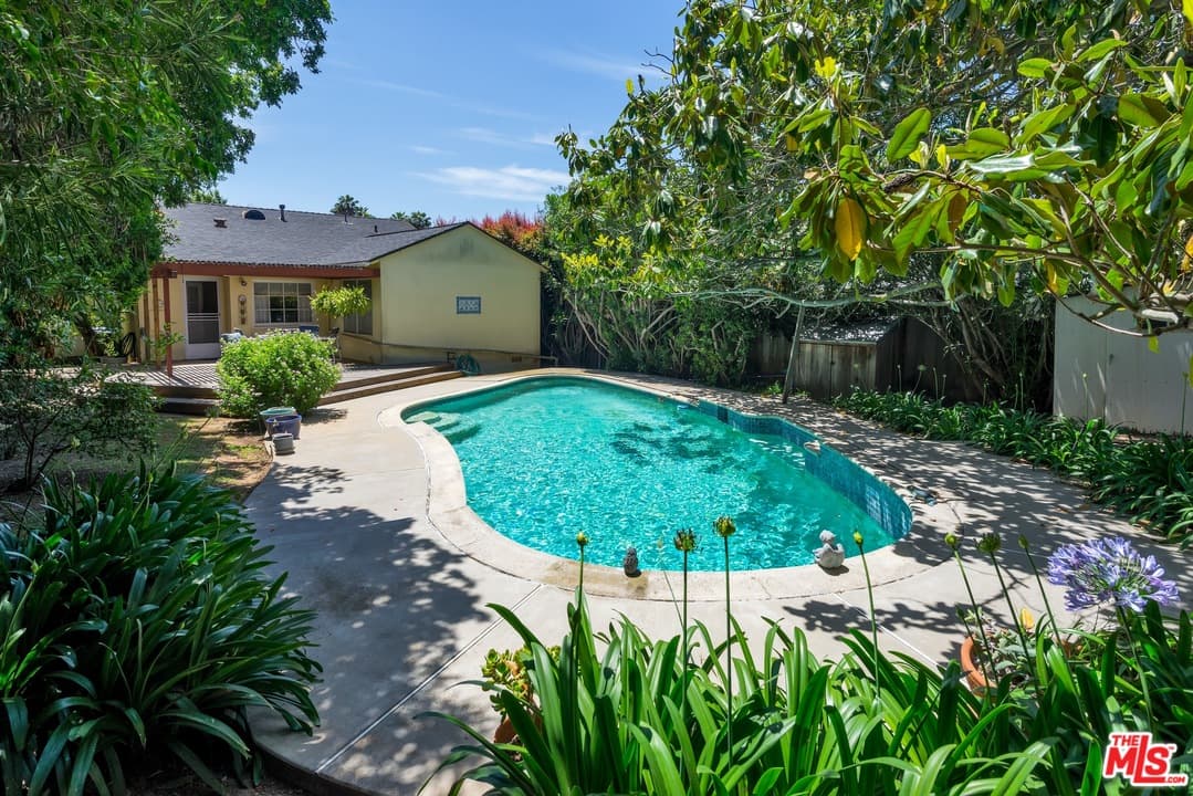 567 Tahquitz Pl, Pacific Palisades, CA 90272, photo 12