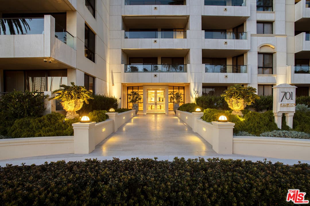 701 Ocean Ave