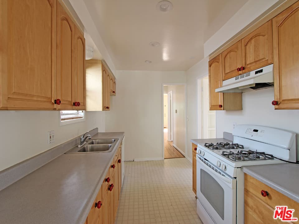 817 Angelus Pl, Venice, CA 90291, photo 7