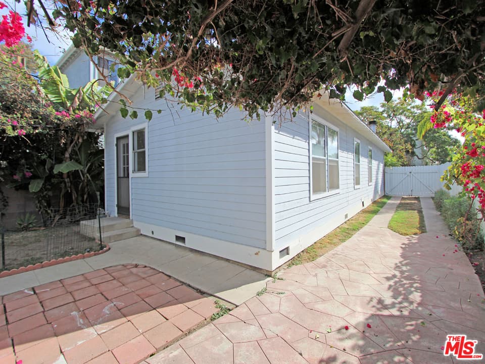 817 Angelus Pl, Venice, CA 90291, photo 15
