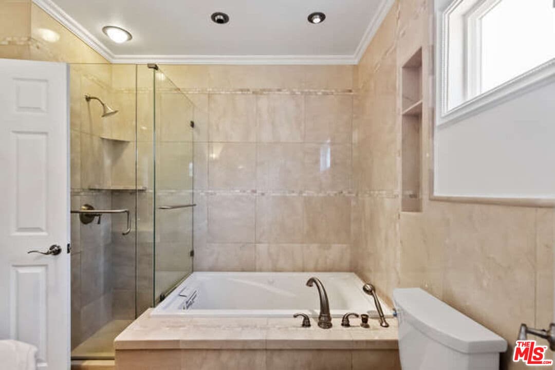 8810 Cadillac Ave, Los Angeles, CA 90034, photo 10