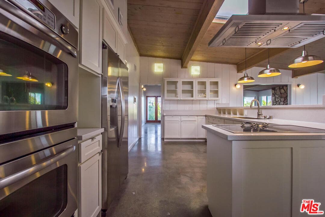 953 Glenhaven Dr, Pacific Palisades, CA 90272, photo 13