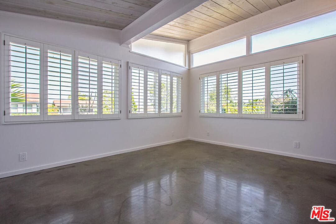 953 Glenhaven Dr, Pacific Palisades, CA 90272, photo 21