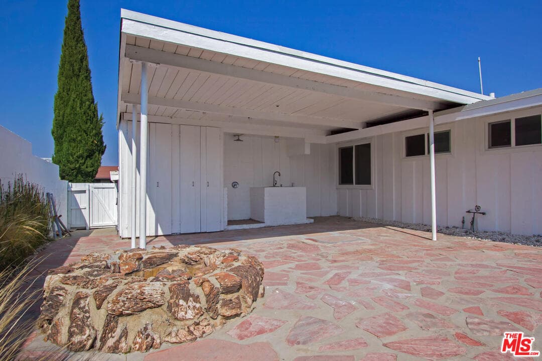 953 Glenhaven Dr, Pacific Palisades, CA 90272, photo 27