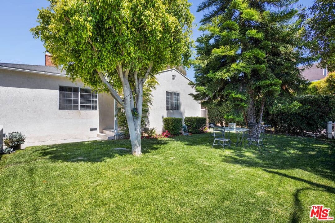 11333 Braddock Dr, Culver City, CA 90230