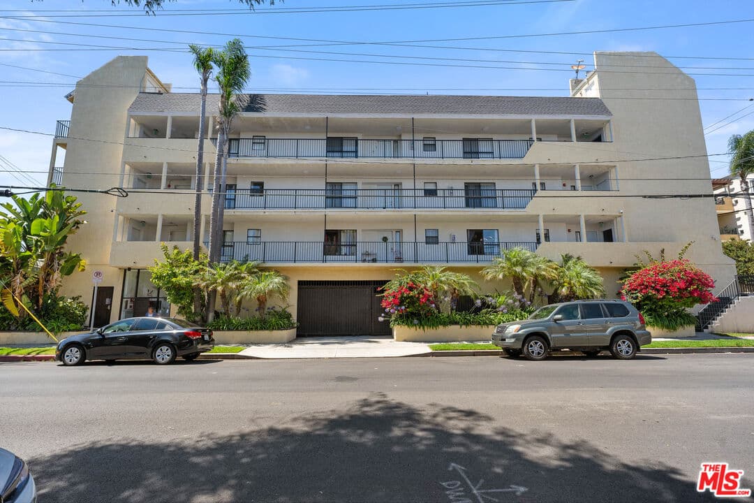 11975 Texas Ave #102, Los Angeles, CA 90025