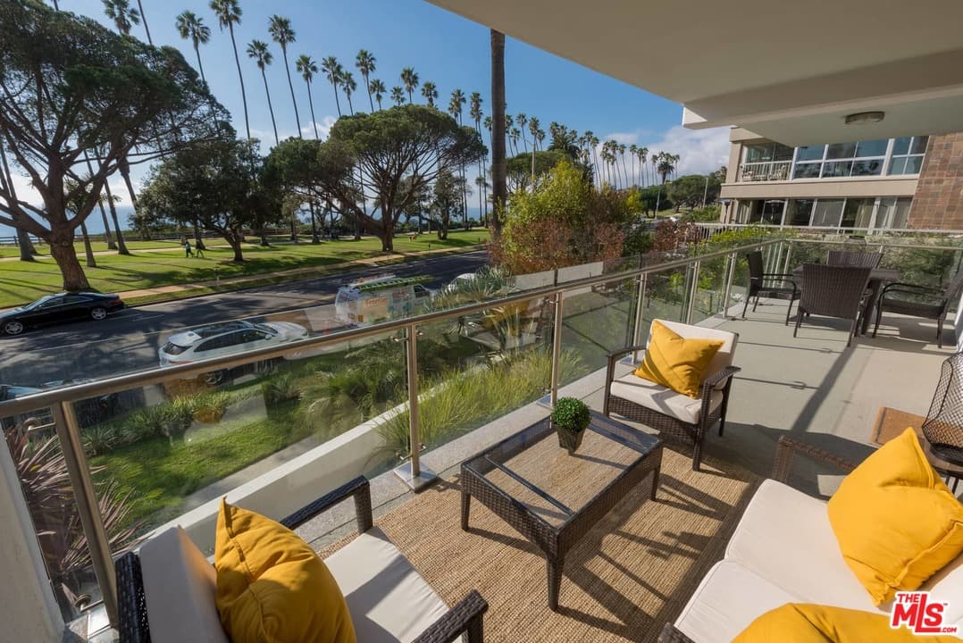 535 Ocean Ave #2A, Santa Monica, CA 90402